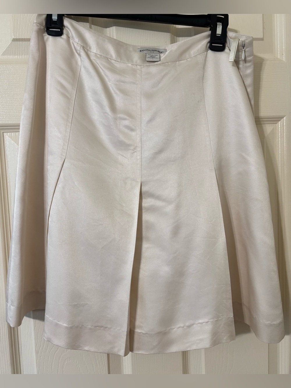 Banana Republic Ivory Satin Skirt